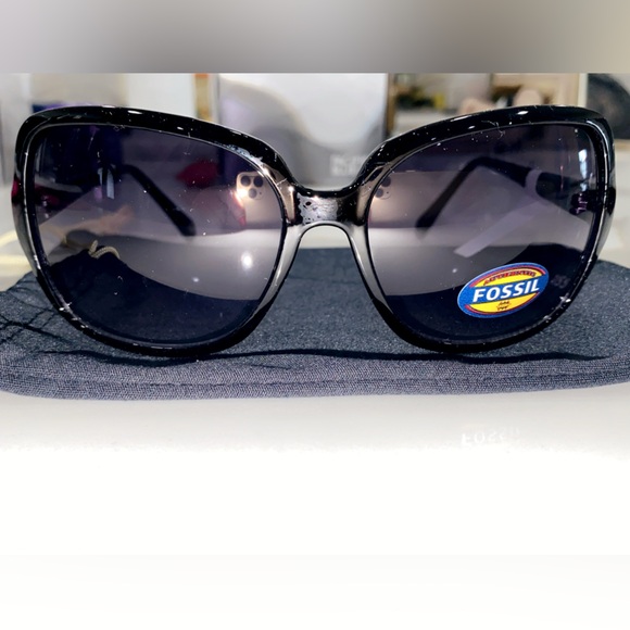 Fossil Black Sunglasses - Picture 1 of 4
